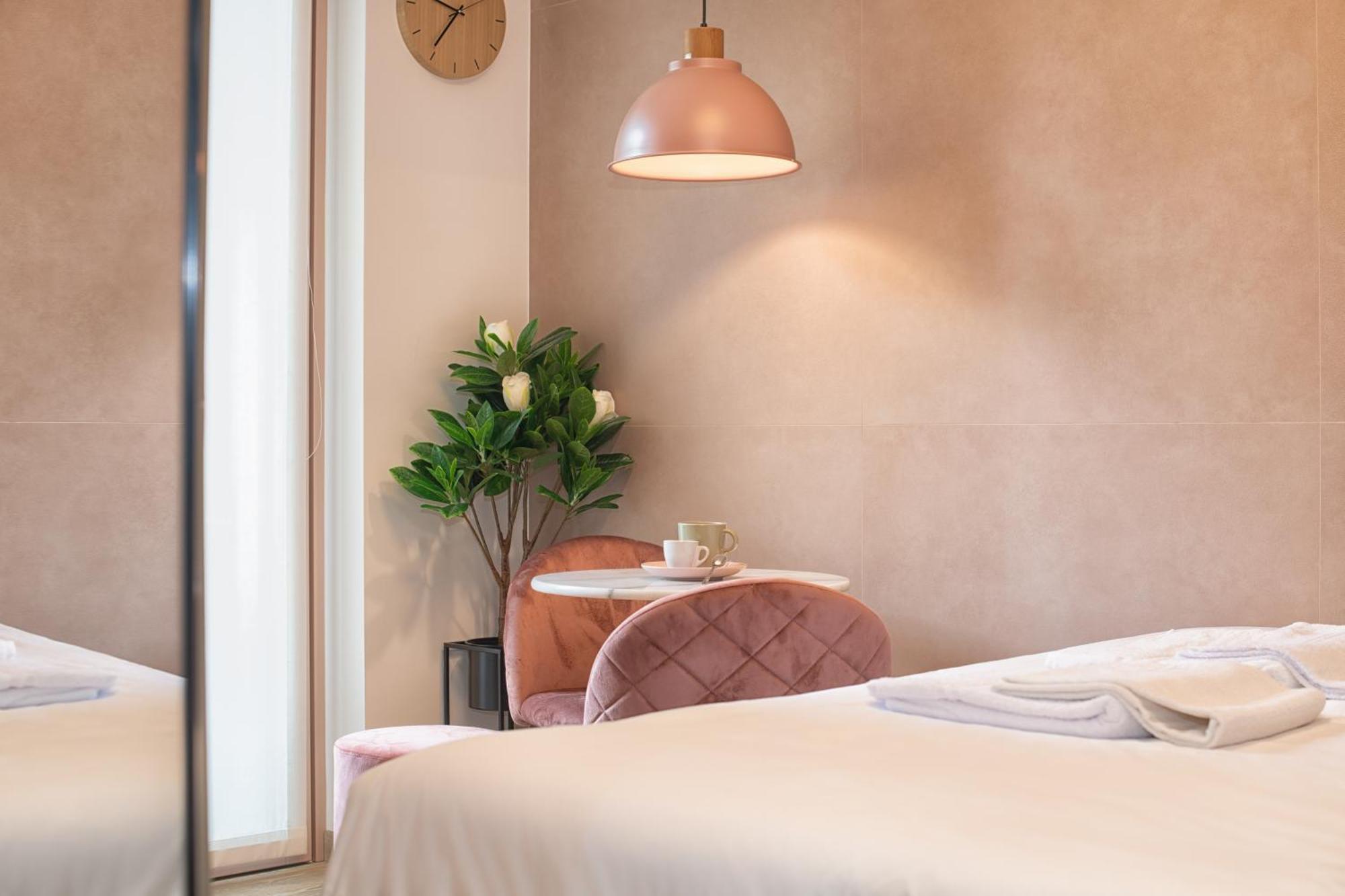 Apartamento Pink Flamingo Balcony By Station Milán